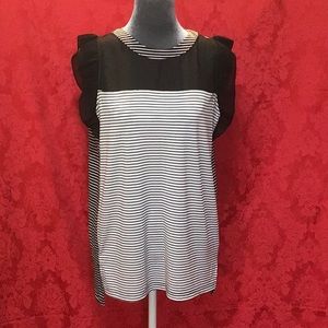 💕NWT💕 Worthington Blk/why Layla striped top size medium